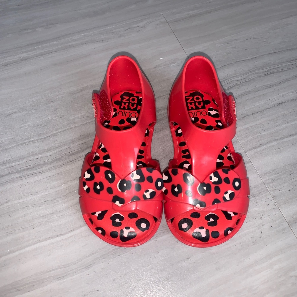 Zaxy girls sandals size 6